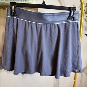Nike Women's tennis/athletic skirt Gray blue